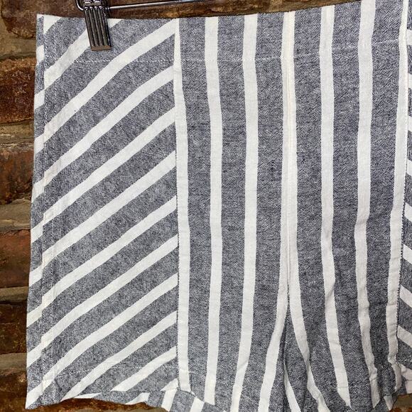 ASOS Gray White Striped Linen High Rise Side-Zip Shorts Women's Size US 6 - Picture 2 of 6